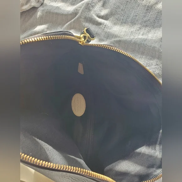 Fossil Handbag - Picture 7 of 9